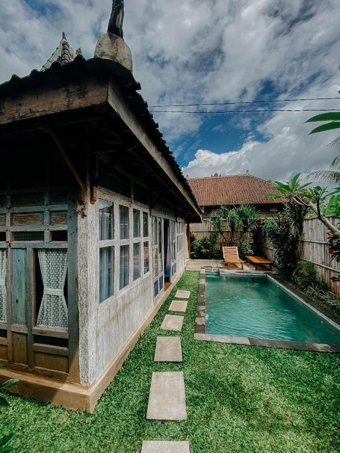 Sarini Villas Blahbatu Esterno foto
