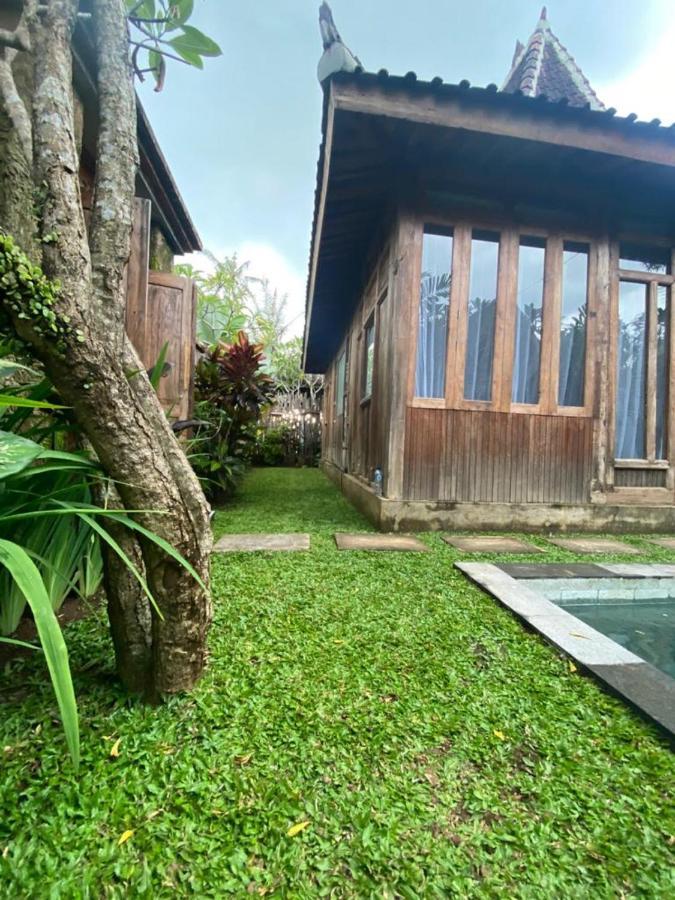 Sarini Villas Blahbatu Esterno foto