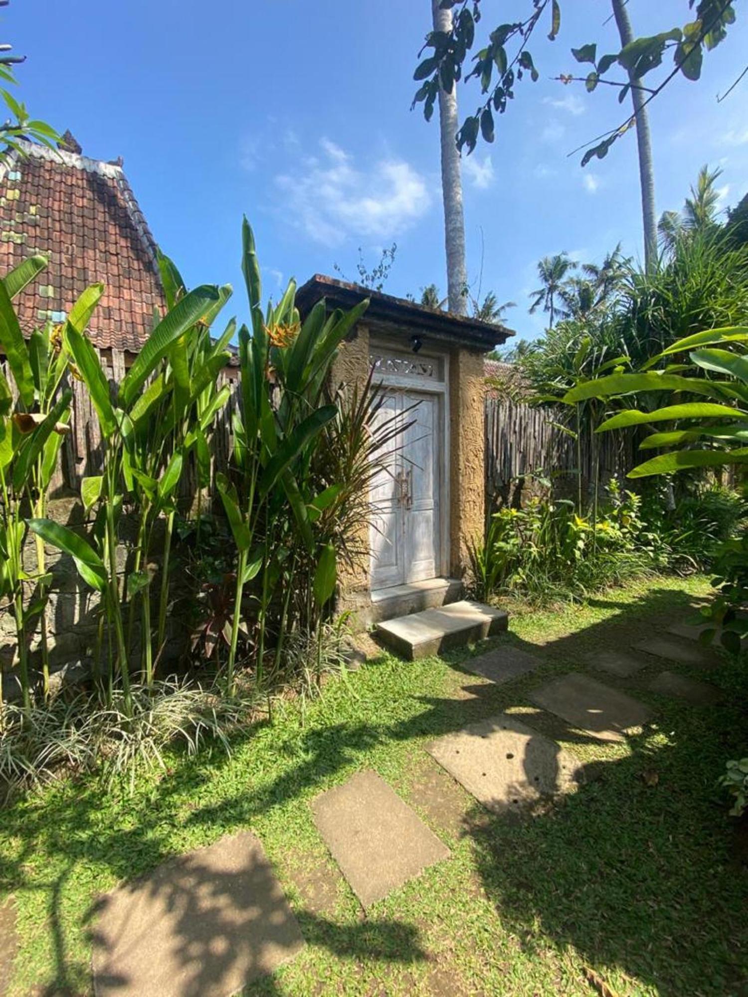 Sarini Villas Blahbatu Esterno foto