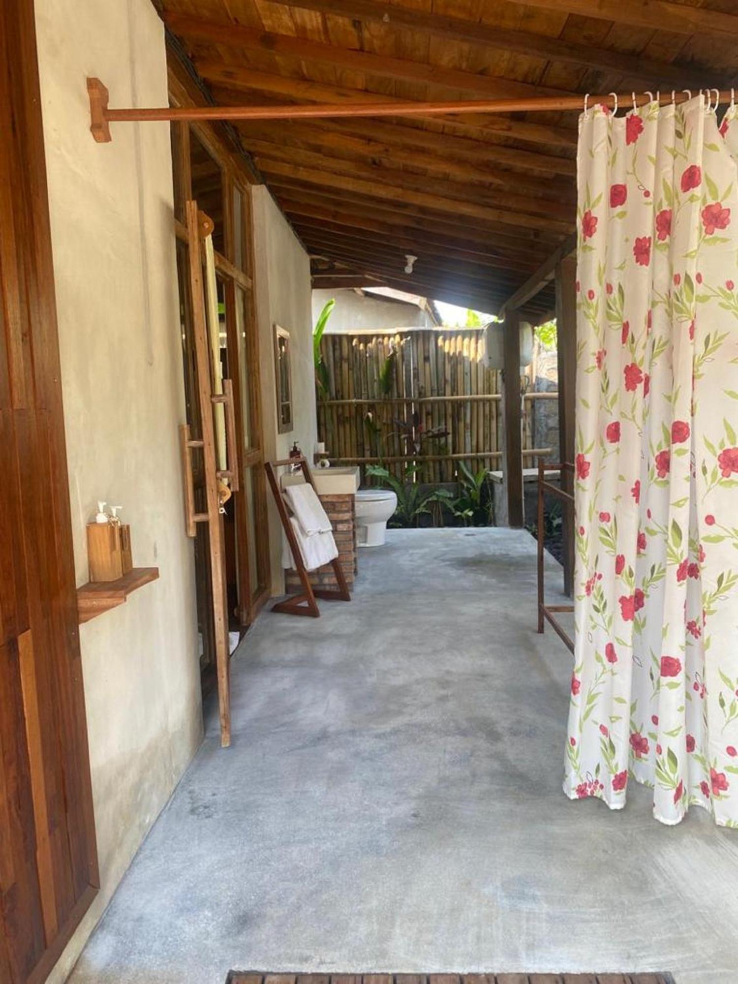 Sarini Villas Blahbatu Esterno foto